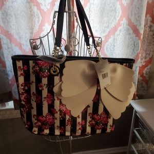 Betsey Johnson shoulder bag NWT